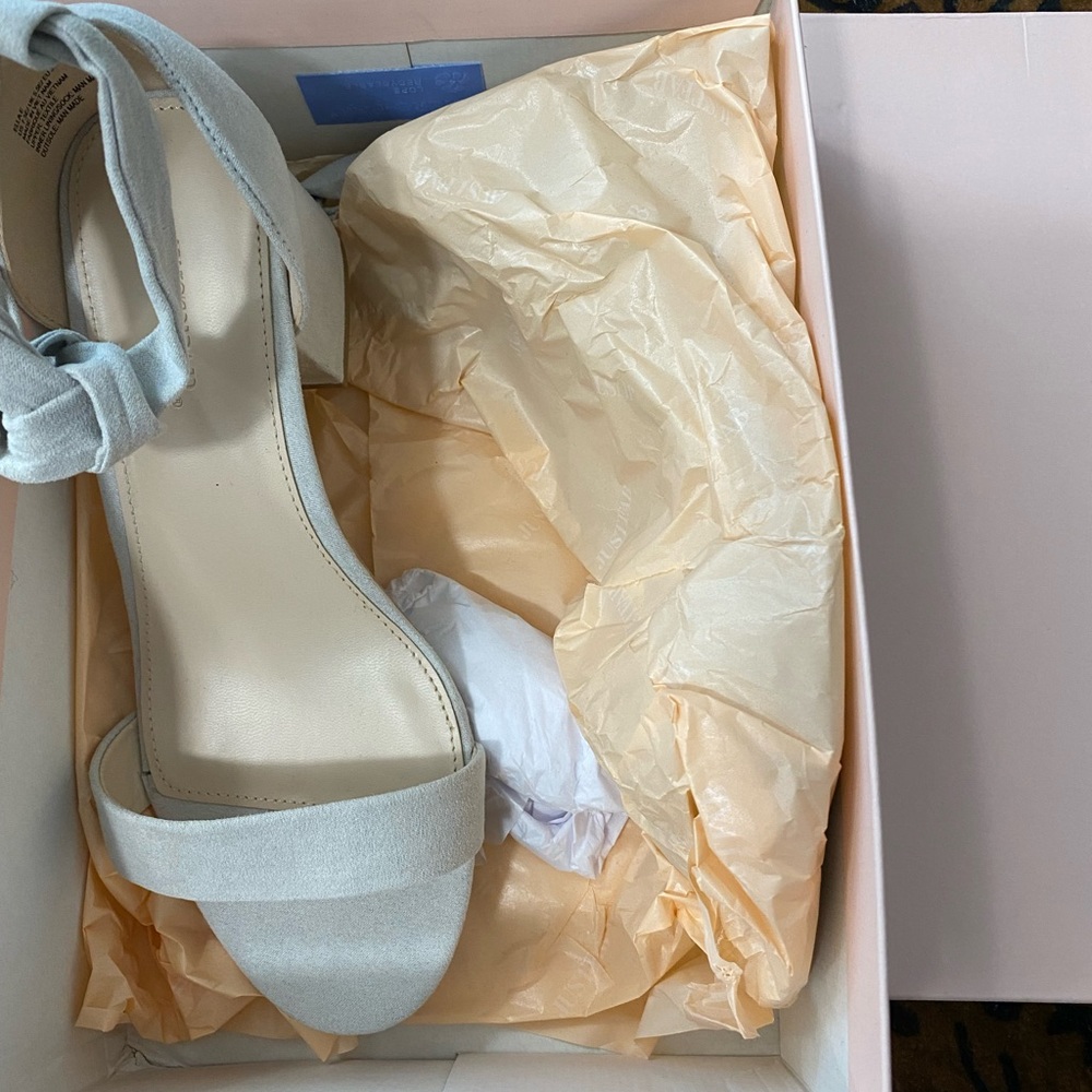 Brand new 7.5 wide just fab heels